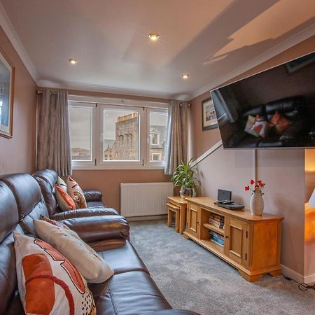 Premium 2Nd Floor 2 Bed Apt Sleeps 4 Adults In Oban Town 외부 사진