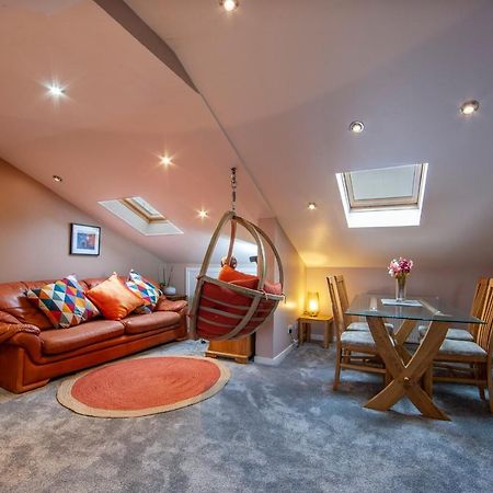 Premium 2Nd Floor 2 Bed Apt Sleeps 4 Adults In Oban Town 외부 사진