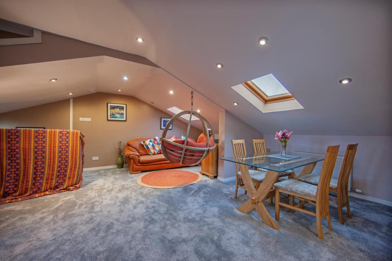 Premium 2Nd Floor 2 Bed Apt Sleeps 4 Adults In Oban Town 외부 사진