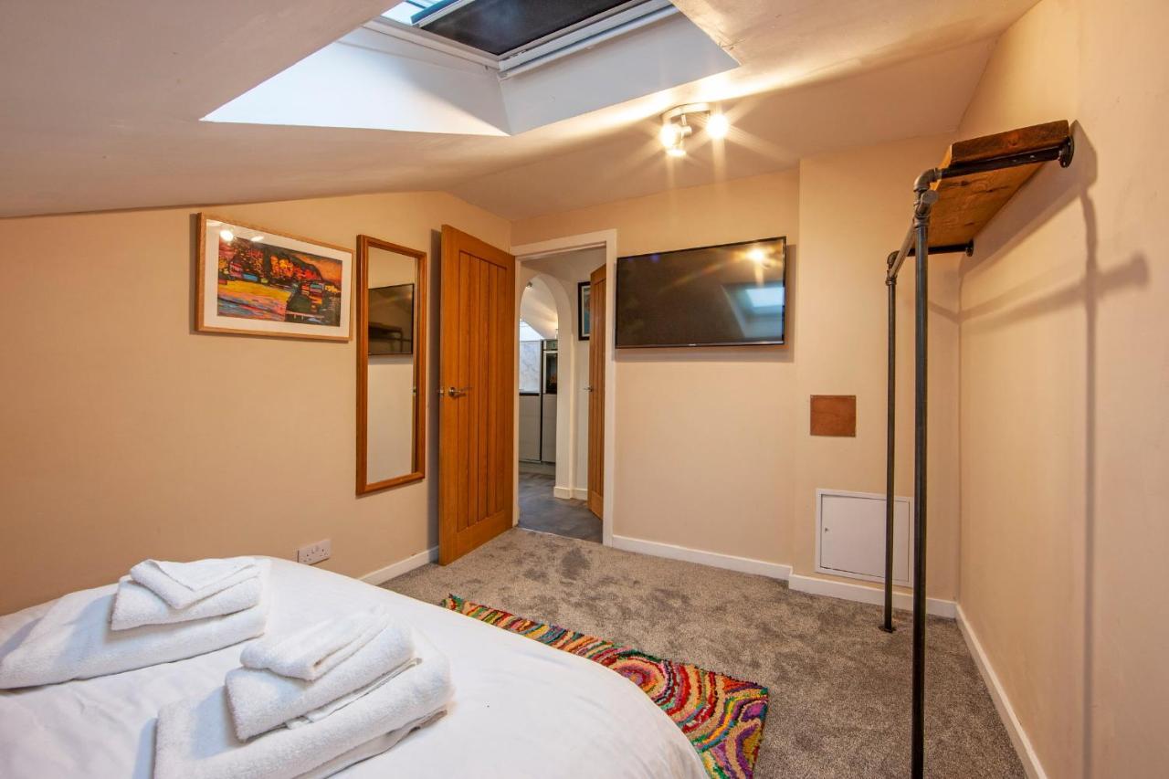 Premium 2Nd Floor 2 Bed Apt Sleeps 4 Adults In Oban Town 외부 사진
